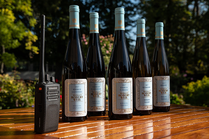 Kenwood NX-3000 Series Robert Weil Winery